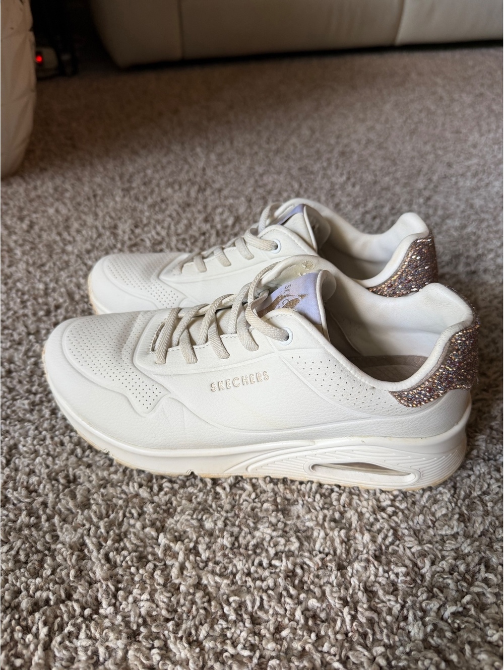 Skechers Women's White Sneakers with Rhinestone Detail Size 7